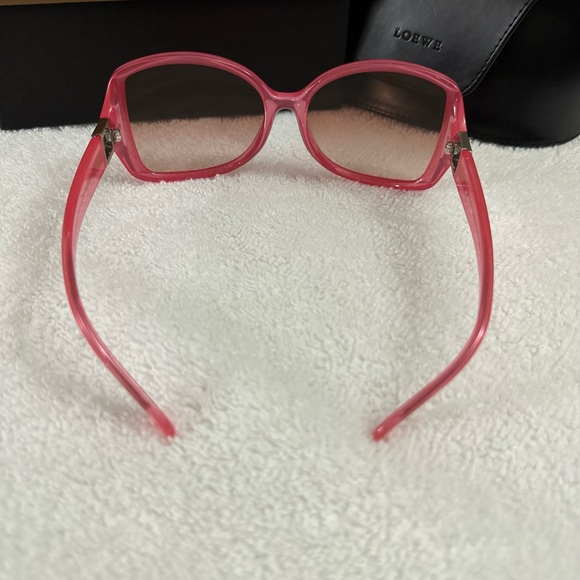 LOEWE OVERSIZE SUNGLASSES PINK LIKE NEW - Picture 6 of 13